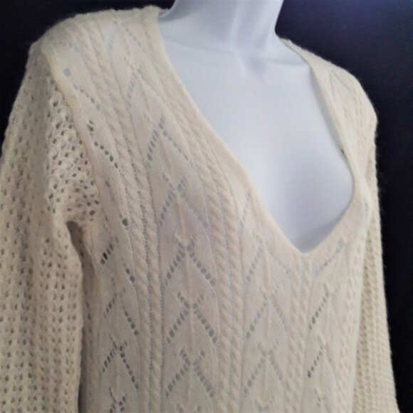 Zara Pointelle Knit Mohair Wool Blend Sweater V Neck Pullover Cream Long L - Picture 3 of 5